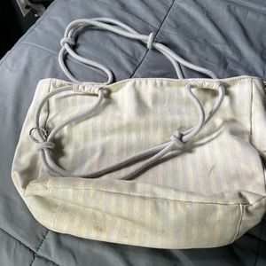 Canvas shoulder bag